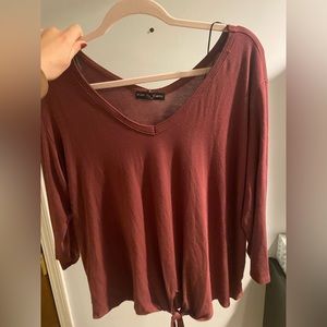 Womens shirt (only worn once)